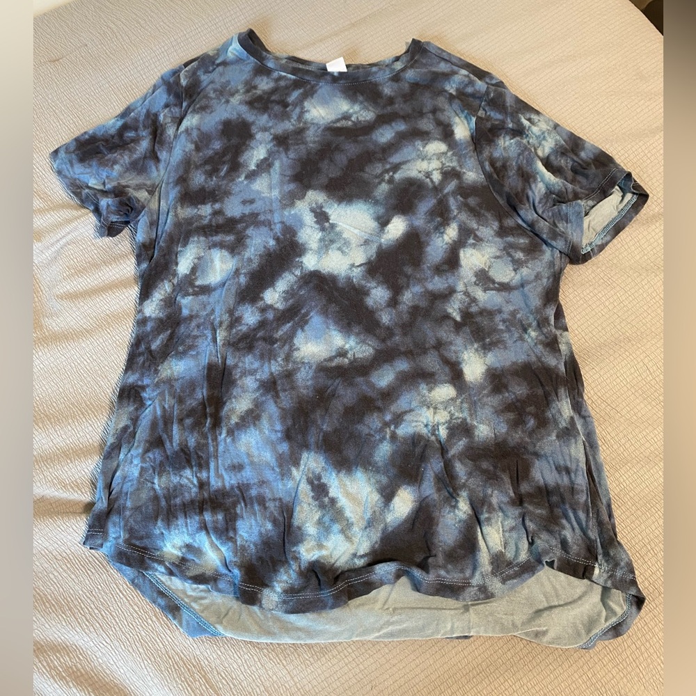 Blue Marble T-Shirt Old Navy (medium)